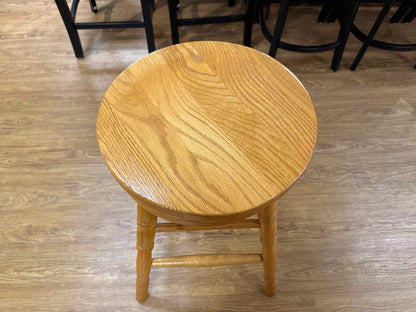 Oak Specialists Furniture Pub Table & Barstool Set
