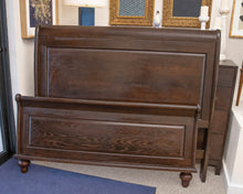Kincaid Dark Walnut Queen Modifed Sleigh Bed