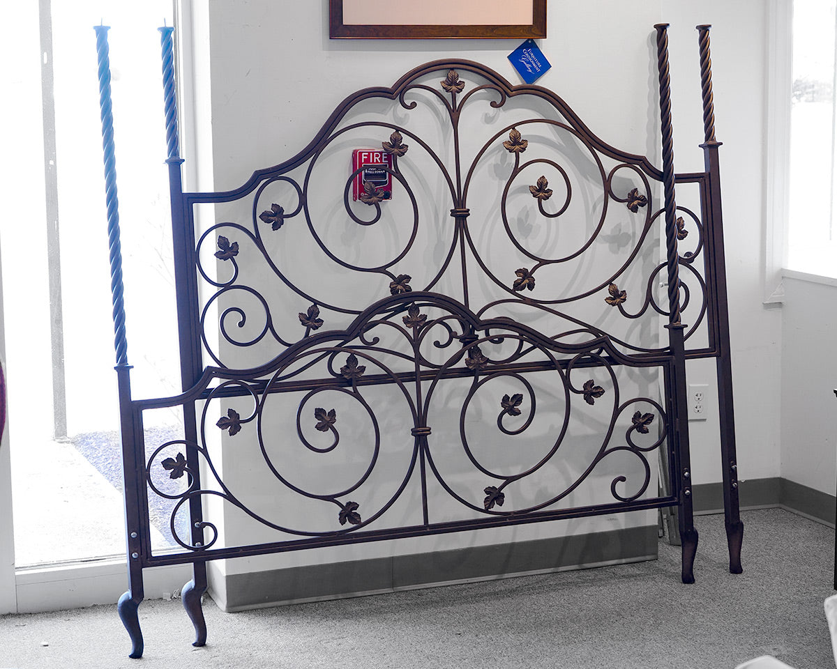 Iron Canopy Queen Bed