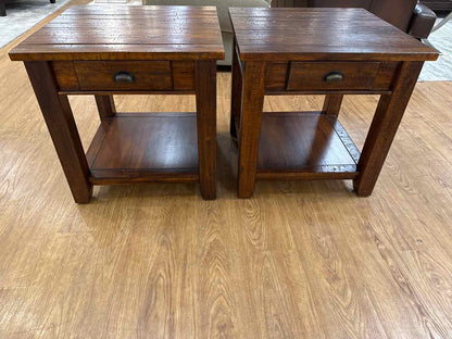 Jofran Pair of 'Seaside Dakota' Side Tables