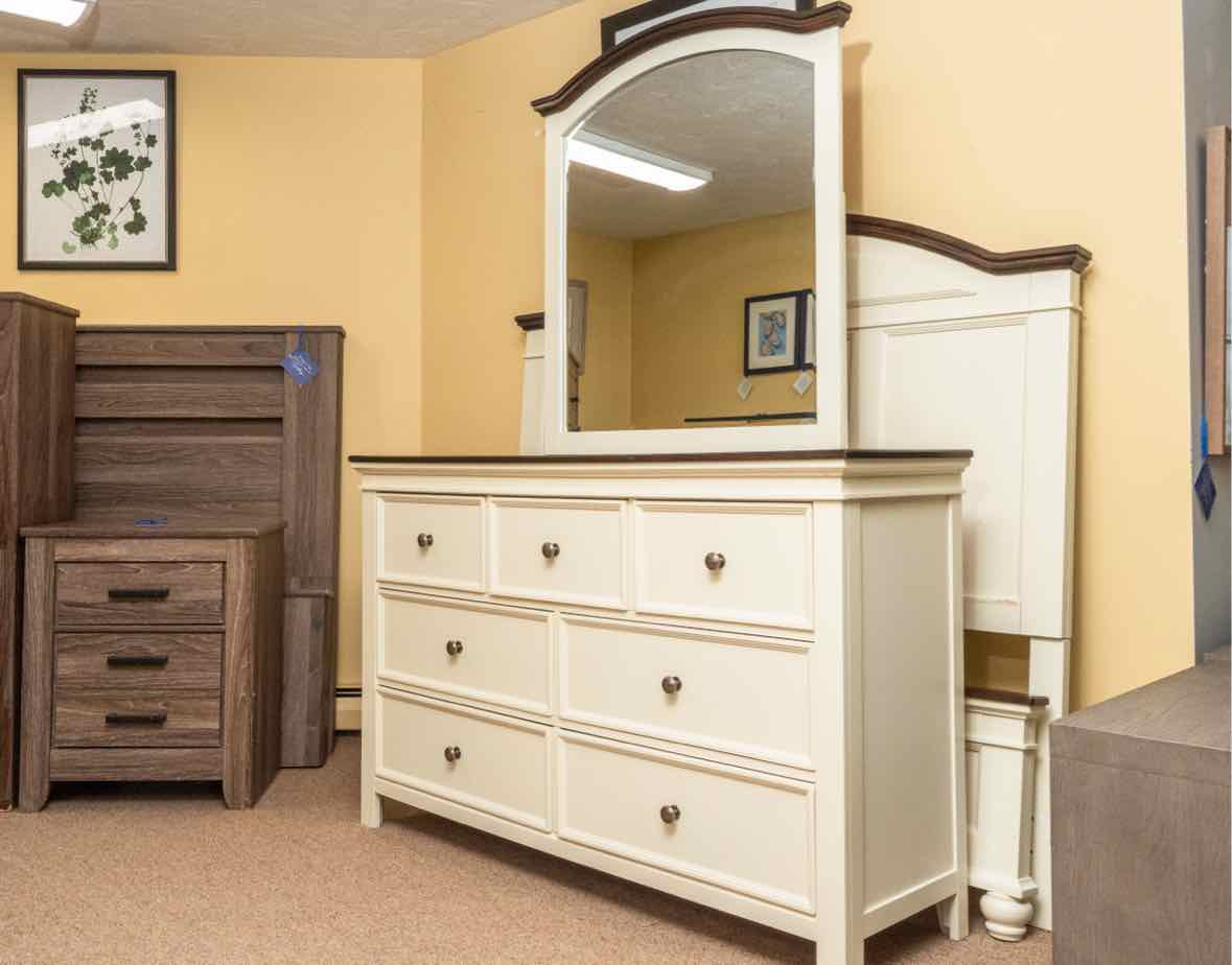 Ashley Furniture Cream Finish 7 Drawer  Dresser with Arch Mirror