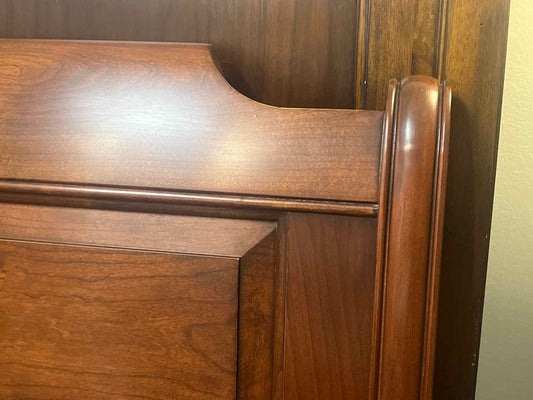 Stickley Mahogany King Panel Bed