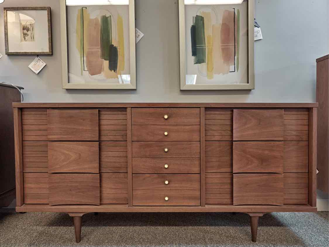 RWay Light Cherry MCM Nine Drawer Dresser