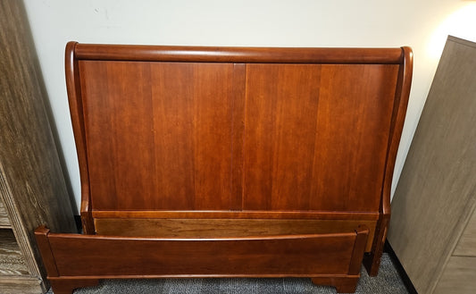 Stanley Cherry Queen Sleigh Bed