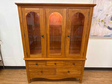 Richardson Brothers Lighted Cherry Hutch