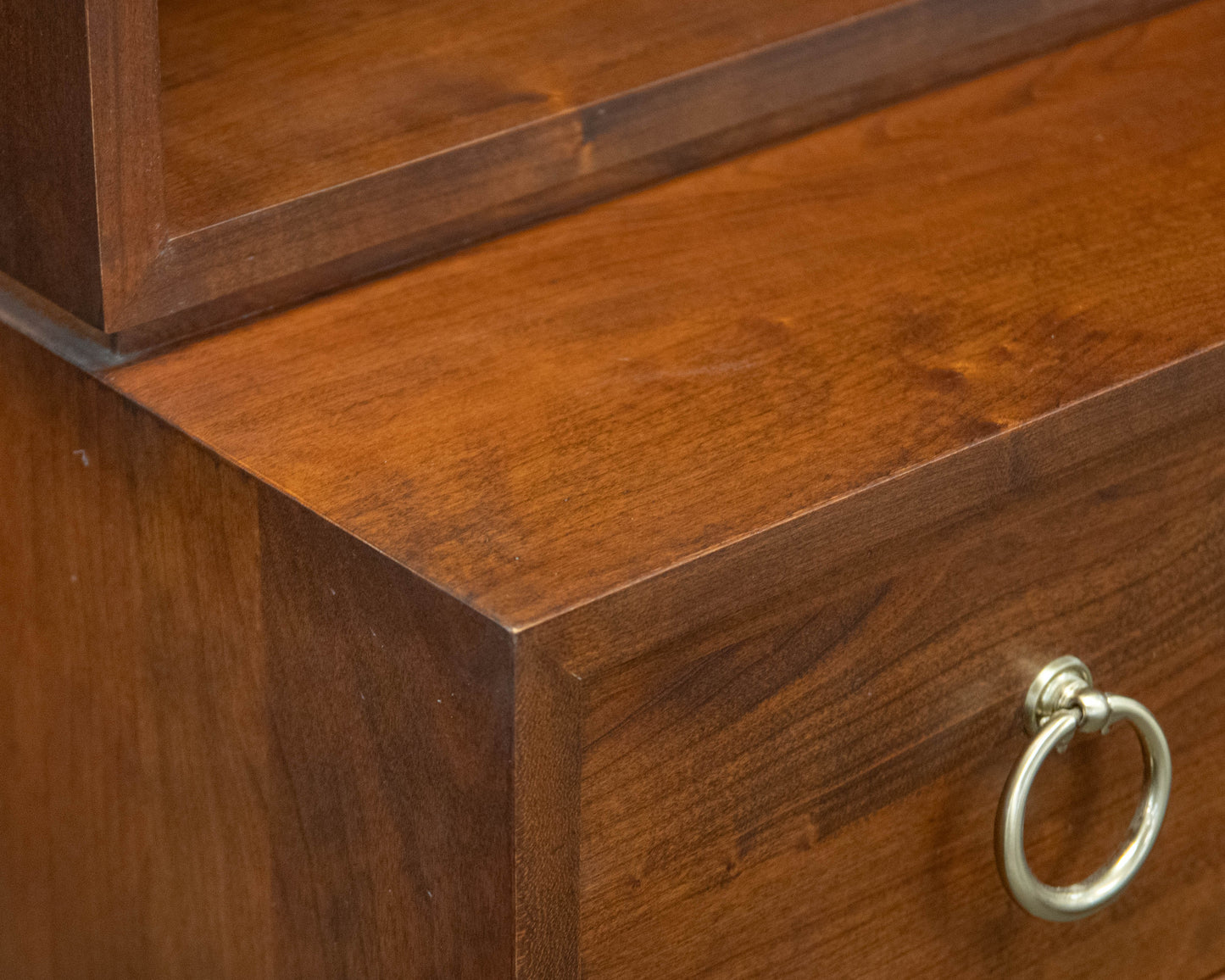 Gat Creek Tomlin Hutch in Seasoned Cherry
