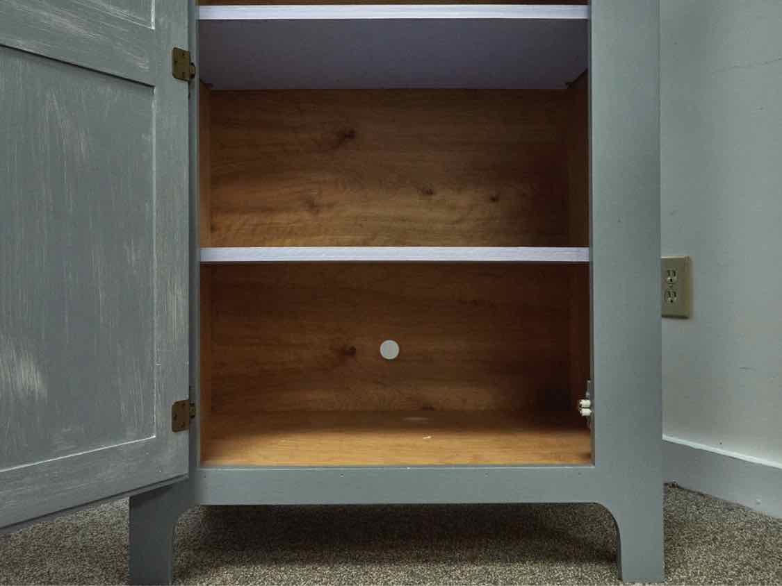 Grey Jelly Cabinet with Lavender Interior