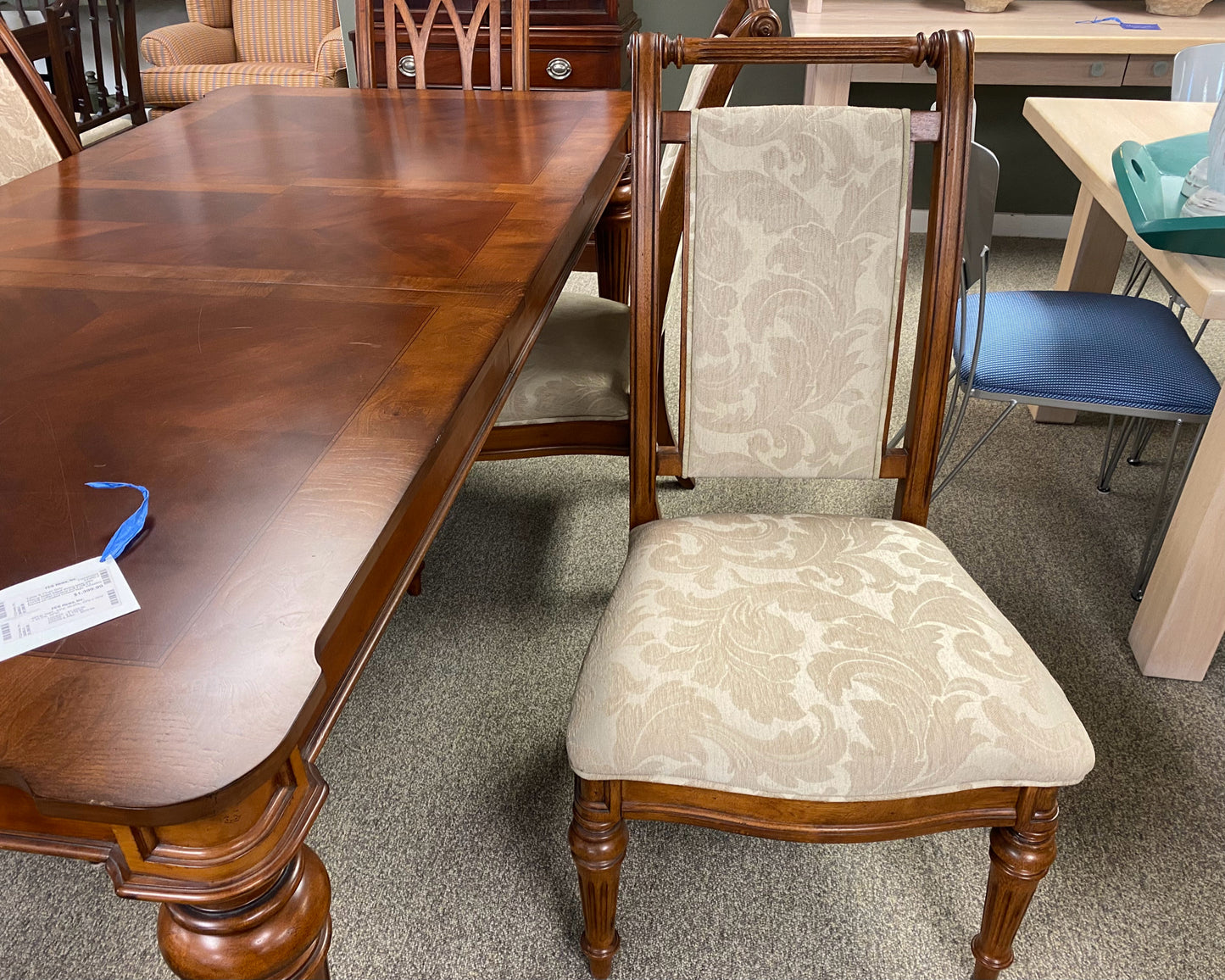 Cherry Finish Expanding Dining Table & Set of 6 Rollback Chairs