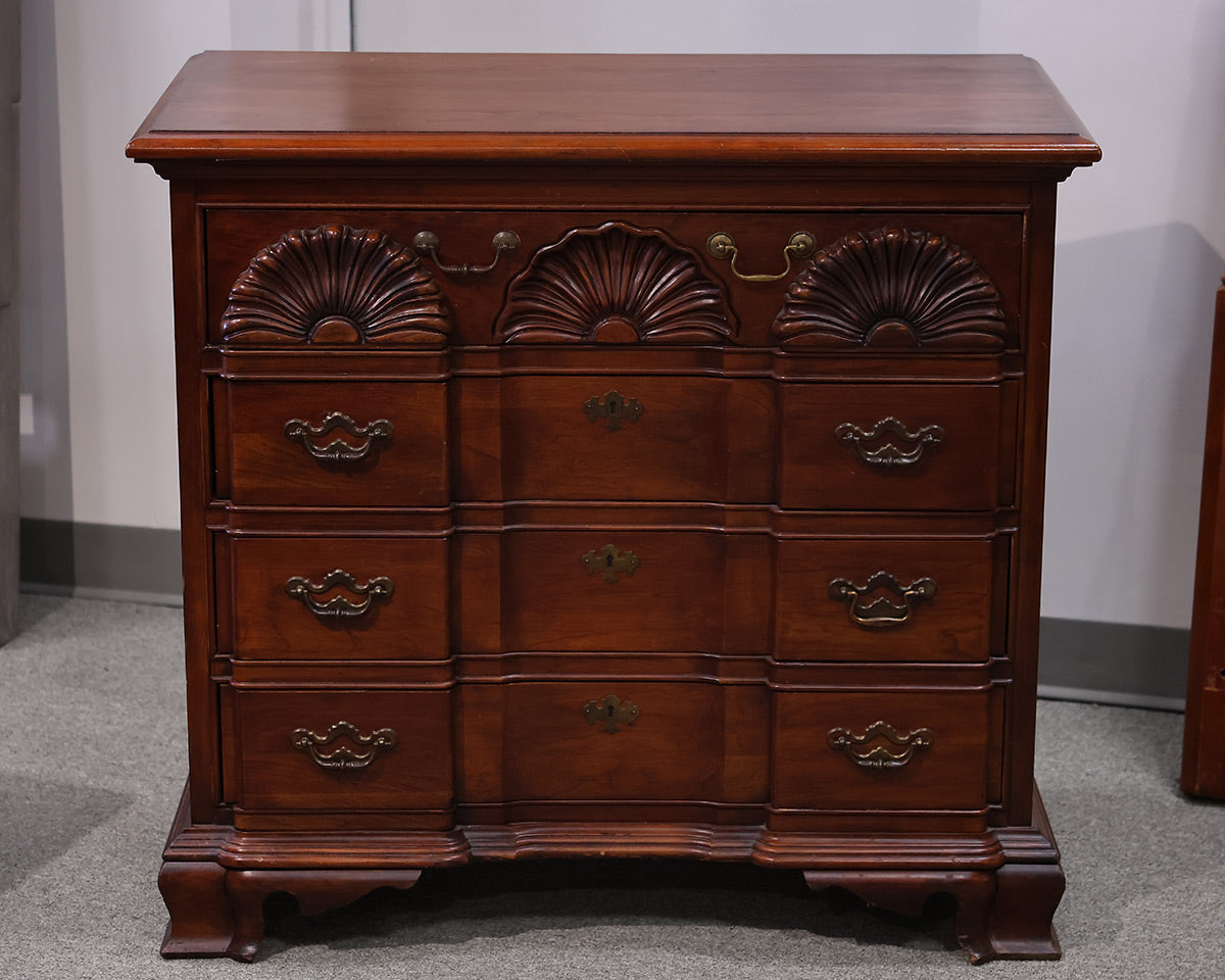 Thomasville Mahogany 4 Drawer Accent Chest