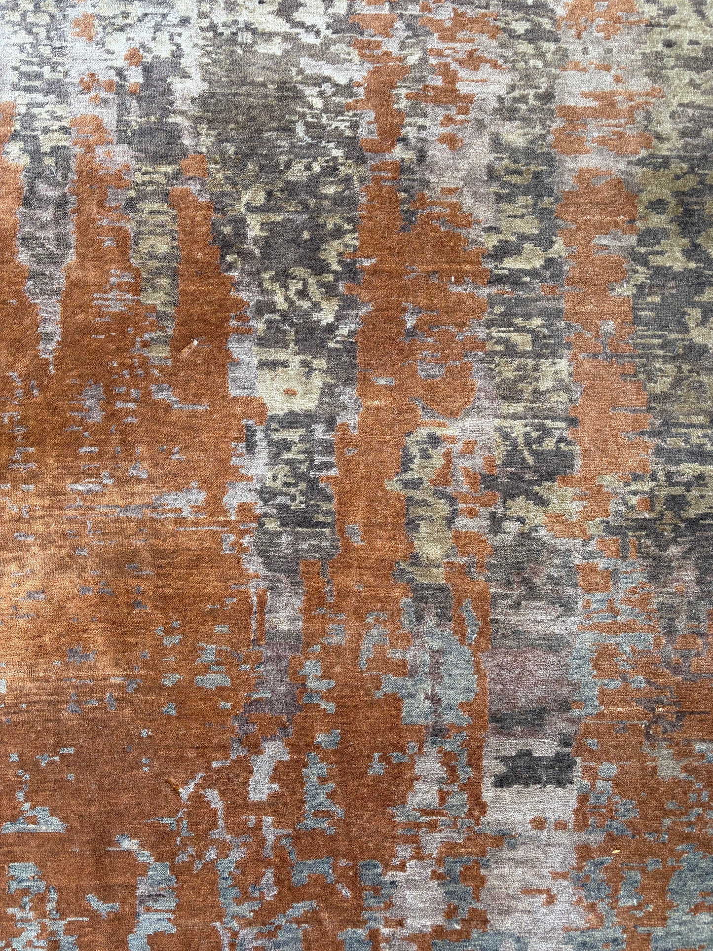 Yayla 8 x 10 Area Rug