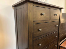 Liberty Furniture 5-drawer Dresser