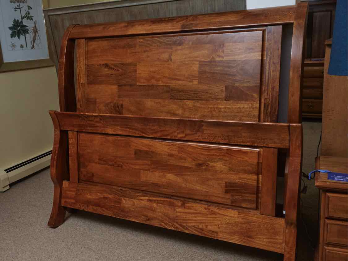 Klaussner Queen Cherry Sleigh Bed