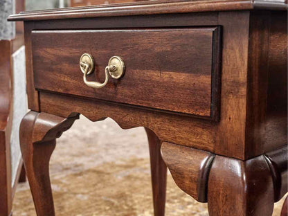 Pair of Mahogany Queen Anne Style 1 Drawer Nightstands