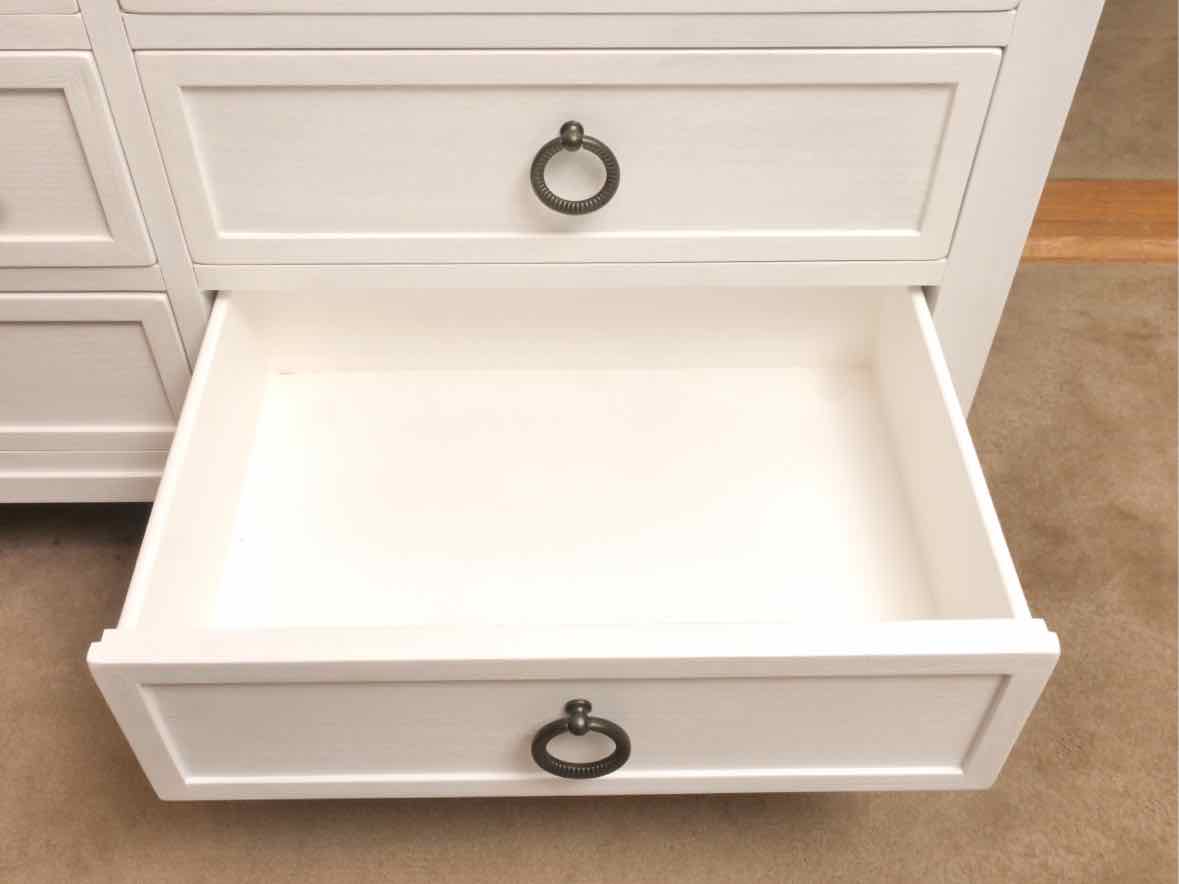 Tommy Bahama 'PineCrest' 11  Drawer White Chest