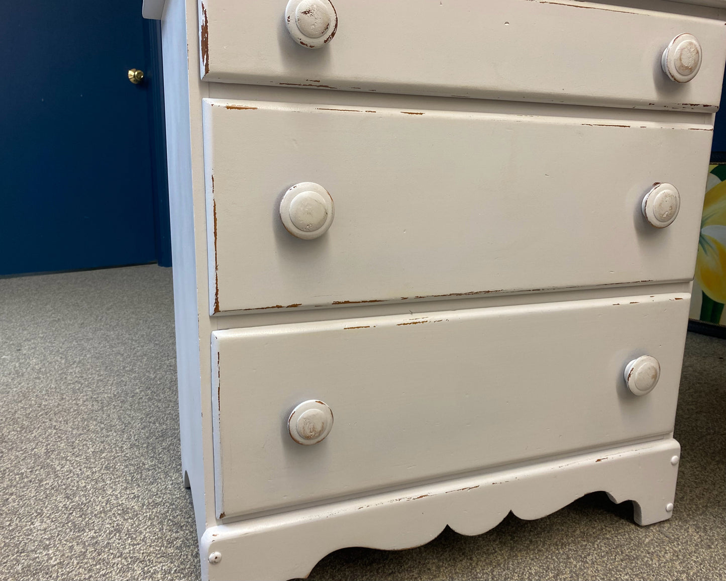 Ivory Distressed 5 Drawer Chest on Chest