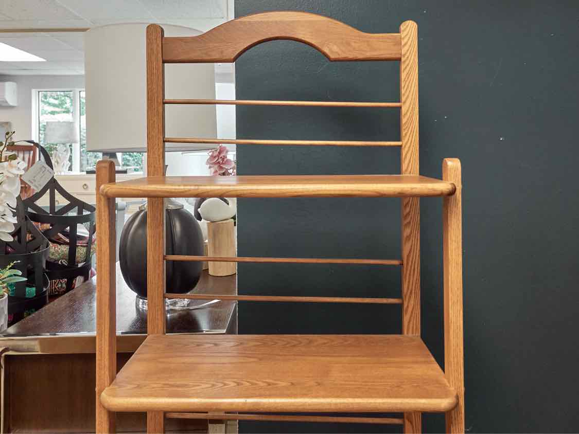 Petite Open Display Shelf in Oak