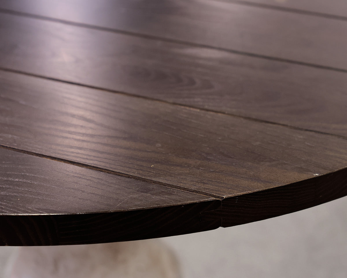 Hickory Chair "Campagne" Dining Table