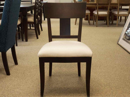 Gat Creek Sabin 84" Extension Dining Table in Maple  & Set of 6 Thea Chairs