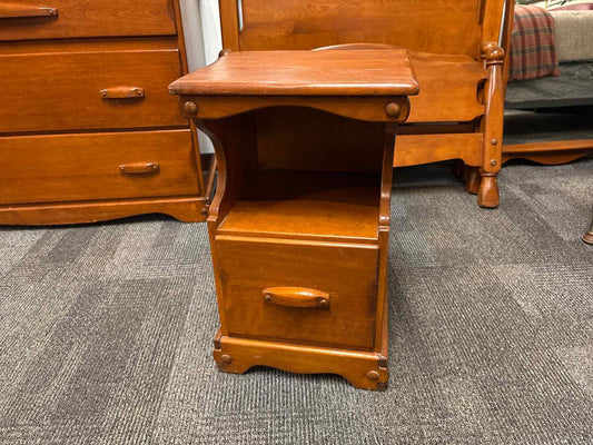 French & Heald Rock Maple One-Drawer Nightstand