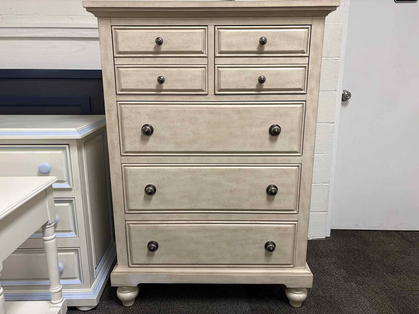 Liberty 'High Country' Chest of Drawers