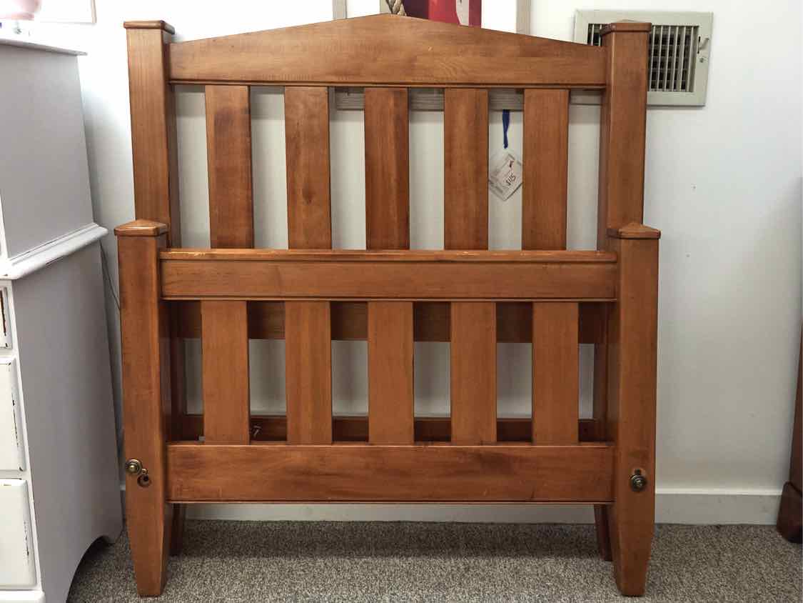 Ethan Allen Maple Finish Twin Slat Bed