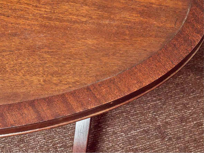 Mahoghany Oval Cocktail Table
