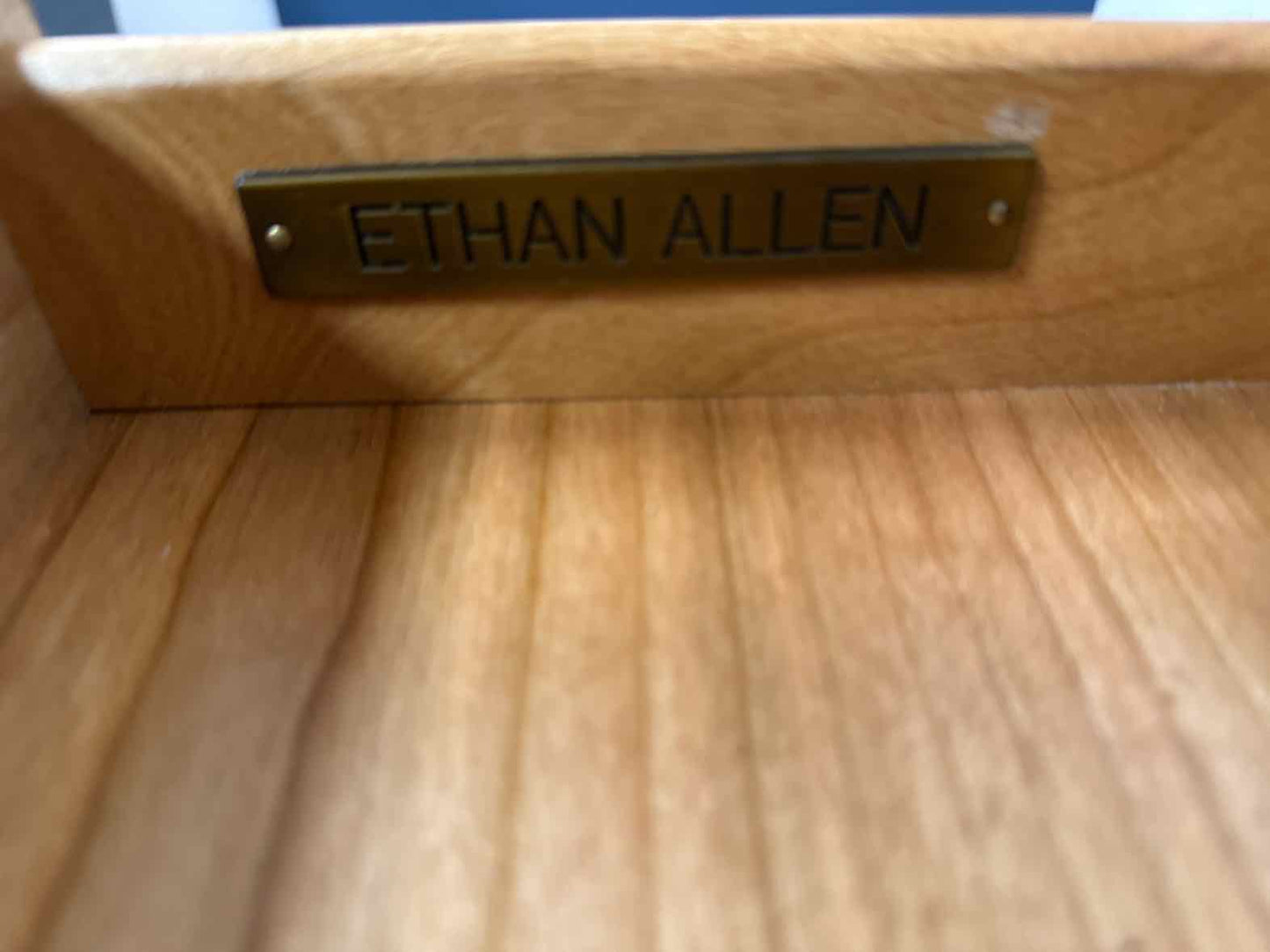 Ethan Allen Accent Table