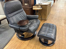 Stressless 'Sunrise' Recliner in Grey Leather