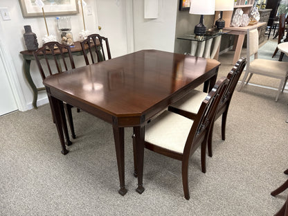 Grand Rapids Mahogany Dining Table & Set of Four Wheatsheaf Back Dining Chairs