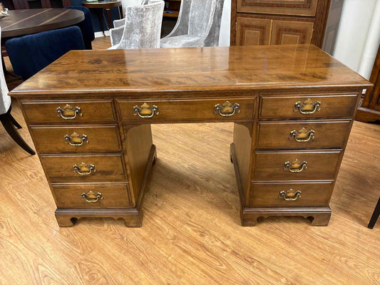 Ethan Allen 'Classic Manor' Executive Desk