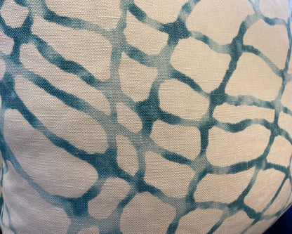 Pair of Accent Pillows in Kravet Blue and White 'Waterpolo' Fabric