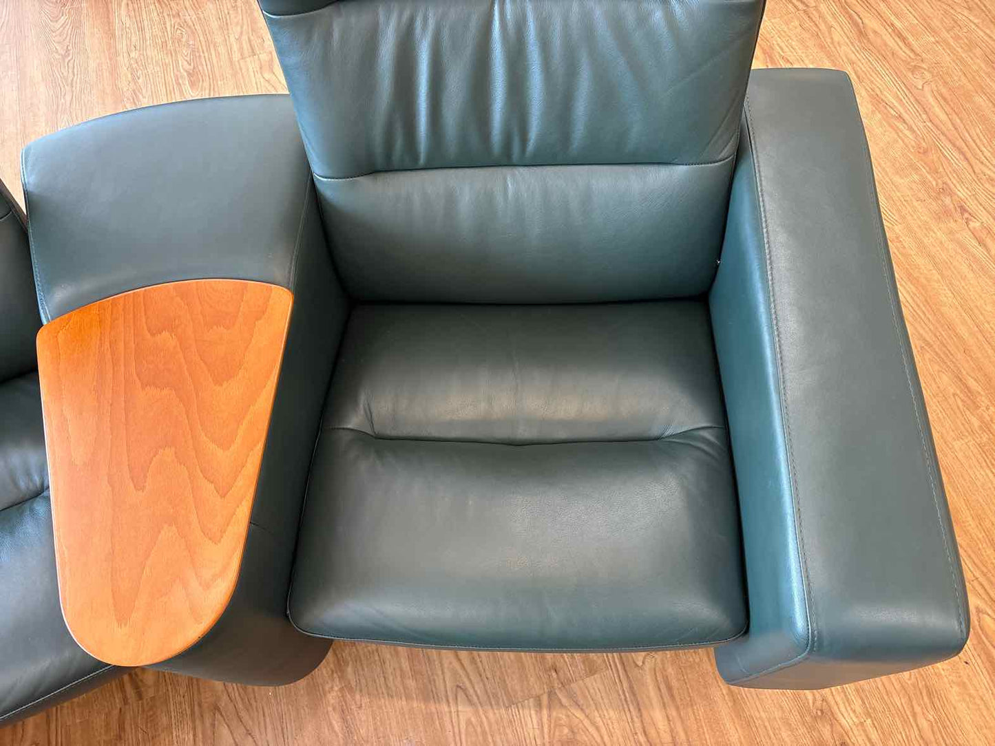 Ekornes Stressless 'Arion' Home Theater Recliner Sofa w/ Ottoman