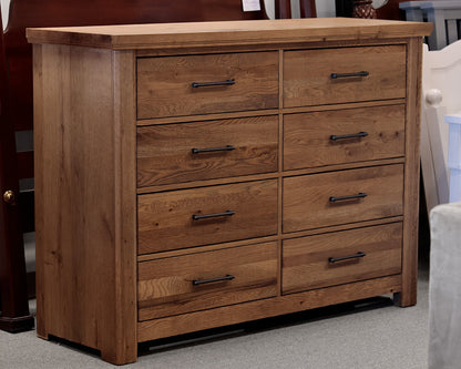 Vaughan Bassett 8-Drawer Dresser w/ Mirror.