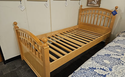 Stanley Maple Twin Bed