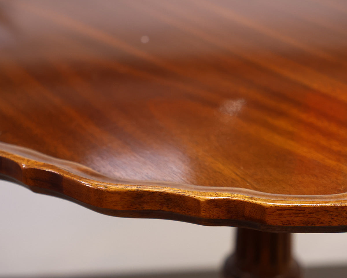 Mahogany Pie-Crust Tilt Top Tea Table