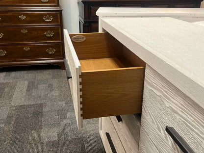 Smartstuff Whitewashed Oak Dresser