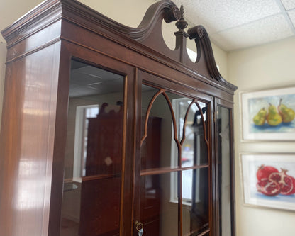 Mahogany China Cabinet with 1 Glass Door with Pediment Top