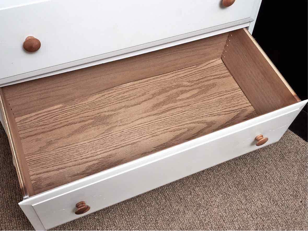 Wildwood White Finish 4 Drawer Chest