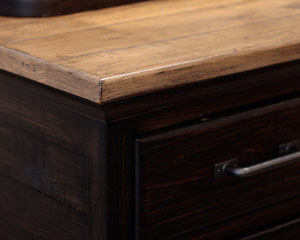 Kincaid Plank Road Westwood 9-Drawer Dresser and Mirror