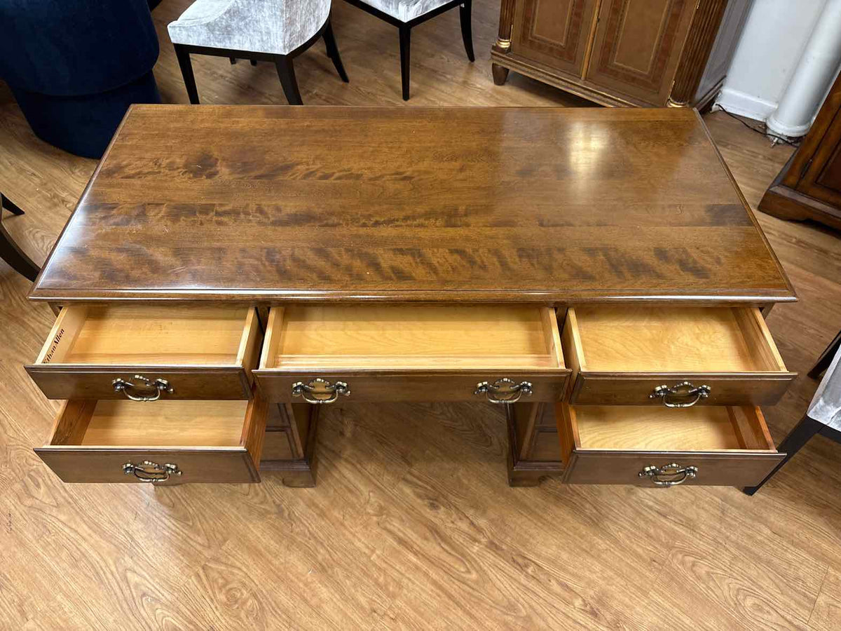 Ethan Allen 'Classic Manor' Executive Desk
