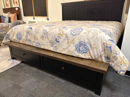 A America 'Stormy Ridge' King Storage Bed in Black
