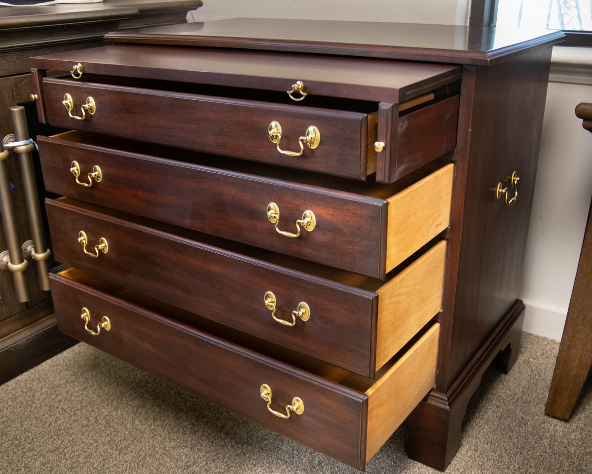 Henkel Harris Bachelor's Chest in Mahogany with Brass Pulls