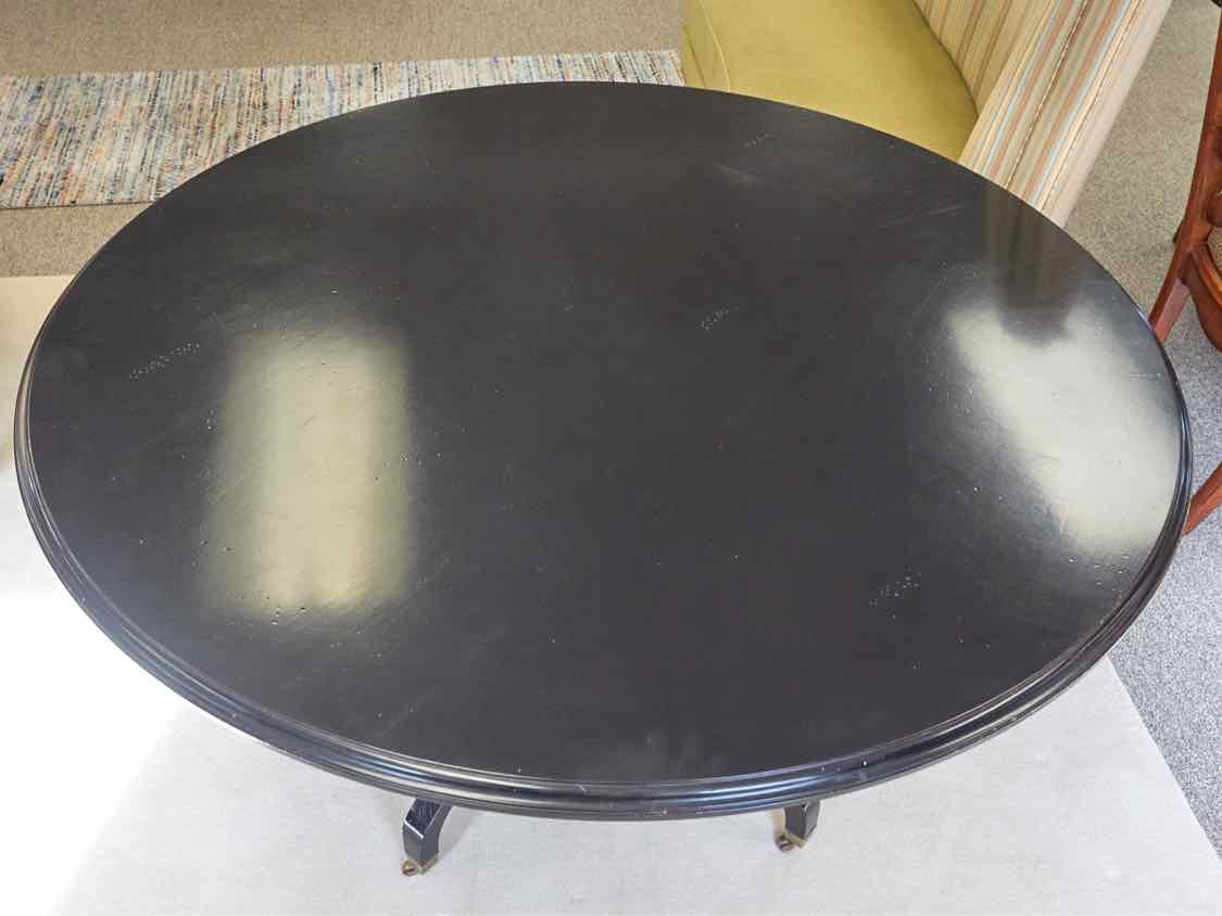 Hickory White Dining Tables