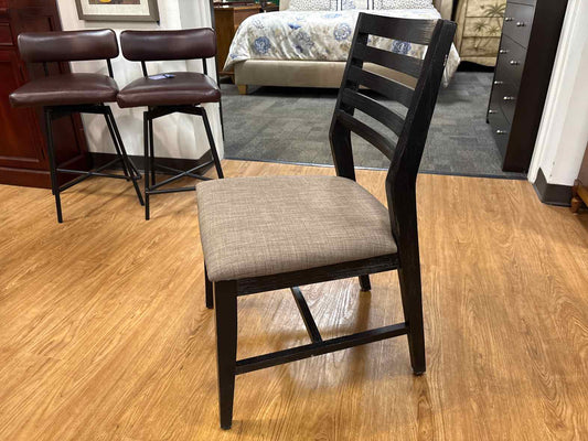 Set of 8 Ladderback Dining Chairs