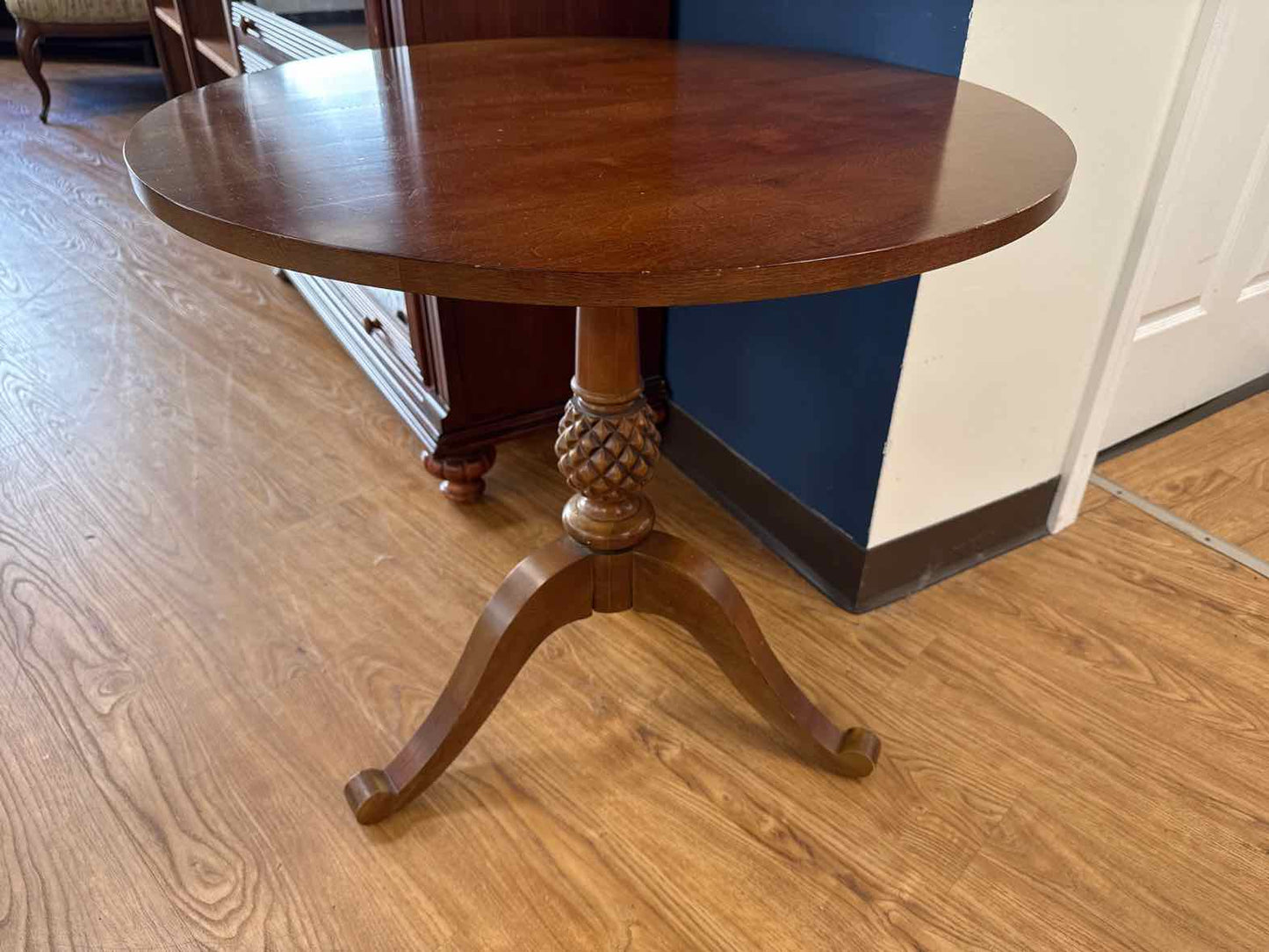Ethan Allen 'British Classics' Accent Table