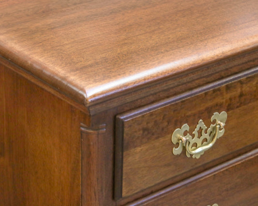 Mahogany 6-Drawer Dresser with Brass Pulls
