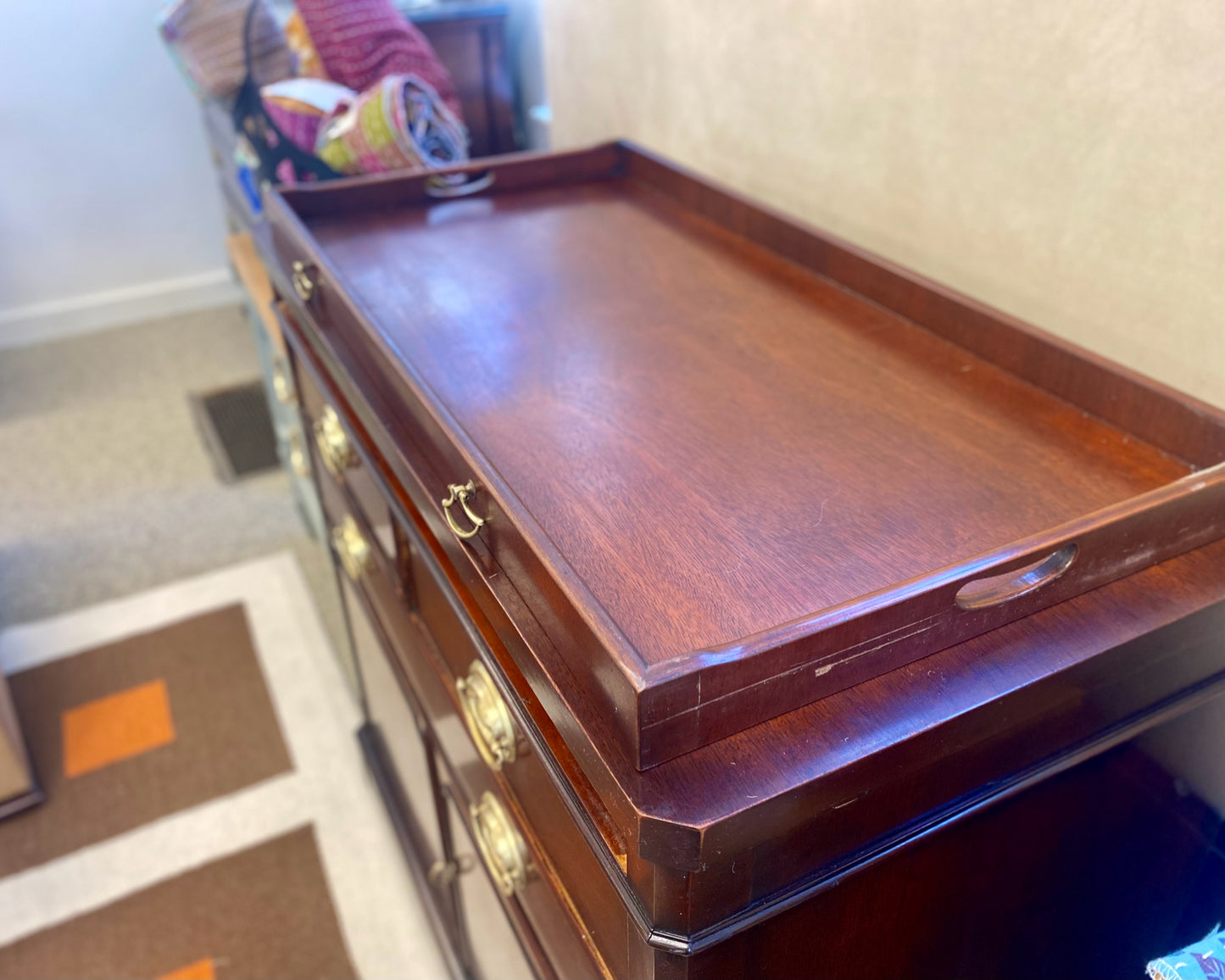 Drexel Mahogany Server with 3 Drawers & Pull Out Serving Tray
