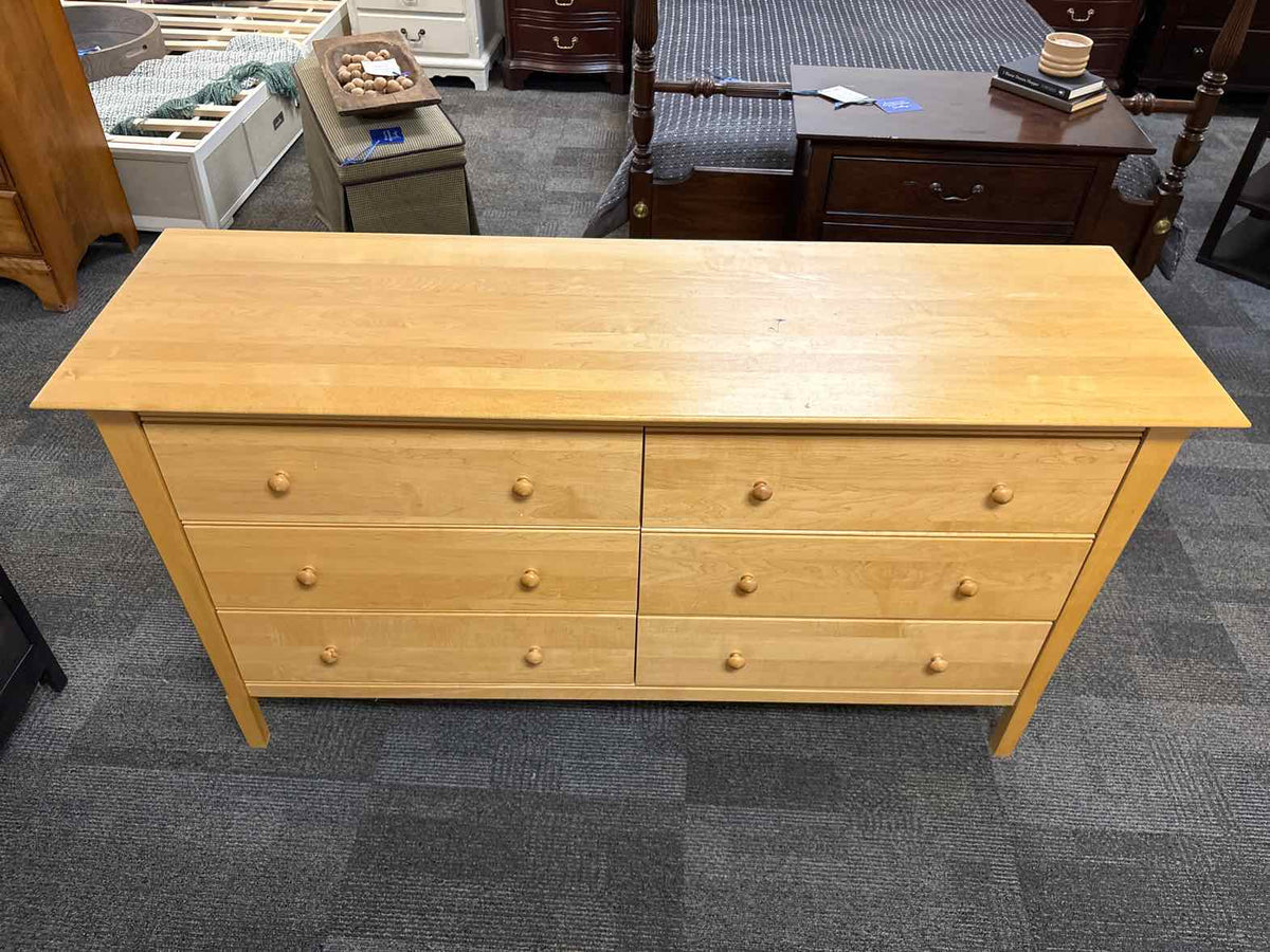 Maple six drawer Dresser w/ wooden knobs