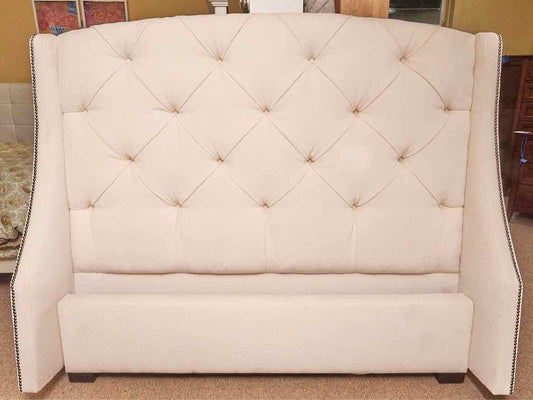 Boston Interiors  Ivory Upholstered Tufted With Nailhead Trim Full Bed