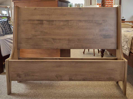 Gat Creek " Sunbury" Platform Queen Bed in Classic Barley Finish